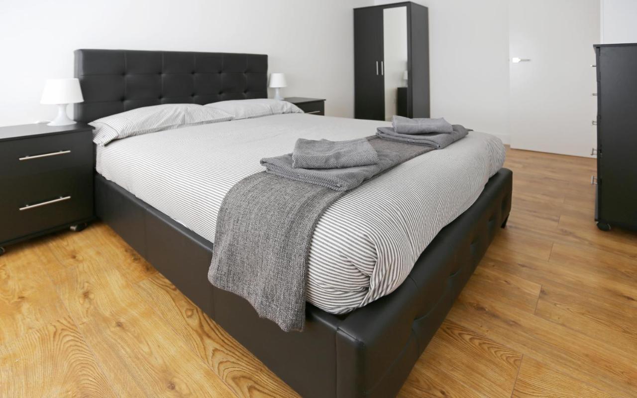 Radalco Apartments Hounslow Buitenkant foto