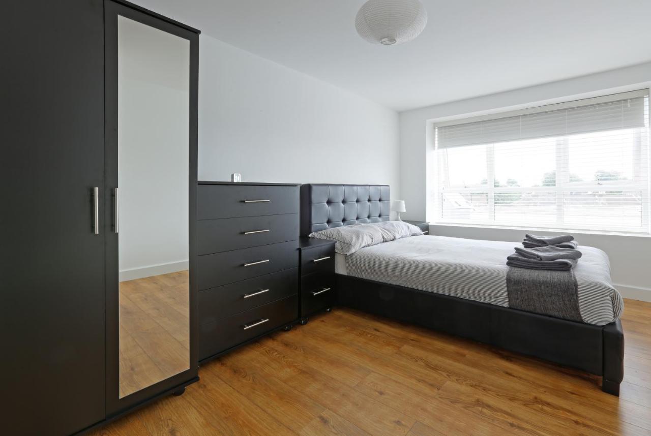 Radalco Apartments Hounslow Buitenkant foto