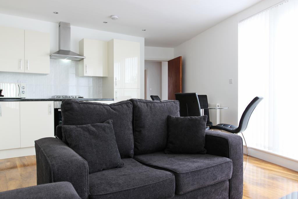 Radalco Apartments Hounslow Buitenkant foto
