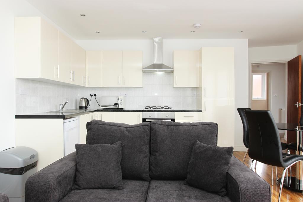 Radalco Apartments Hounslow Buitenkant foto