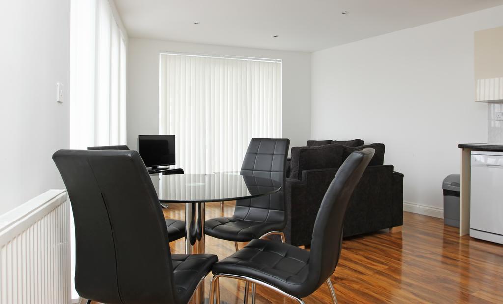 Radalco Apartments Hounslow Kamer foto