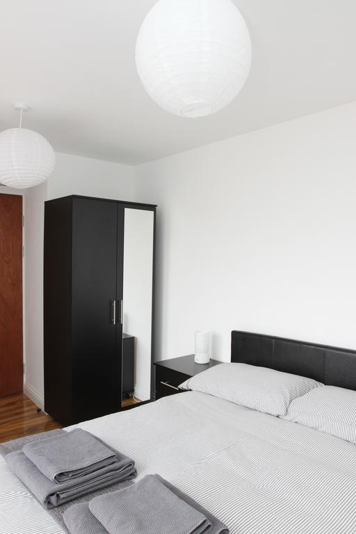 Radalco Apartments Hounslow Buitenkant foto