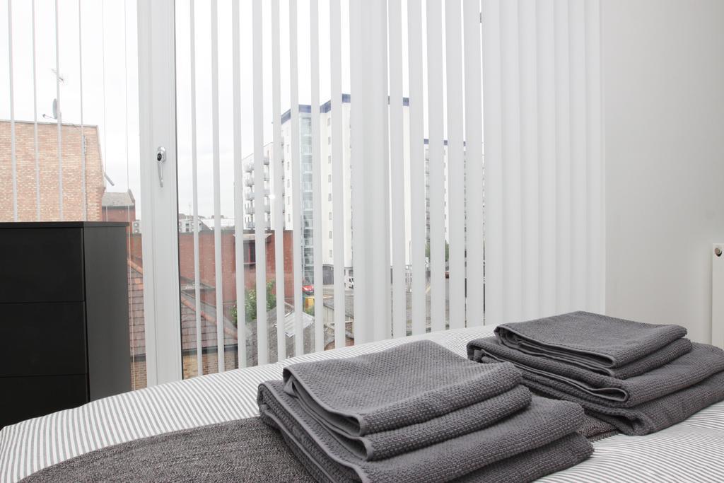 Radalco Apartments Hounslow Buitenkant foto
