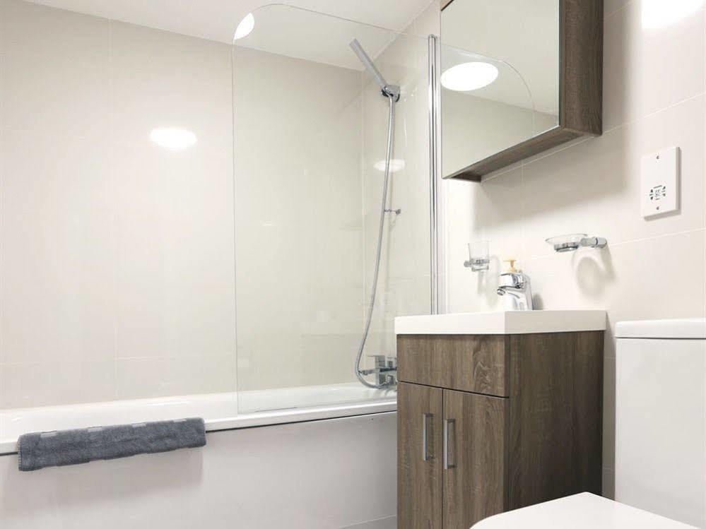 Radalco Apartments Hounslow Buitenkant foto