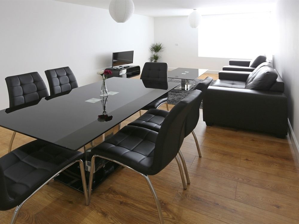 Radalco Apartments Hounslow Buitenkant foto