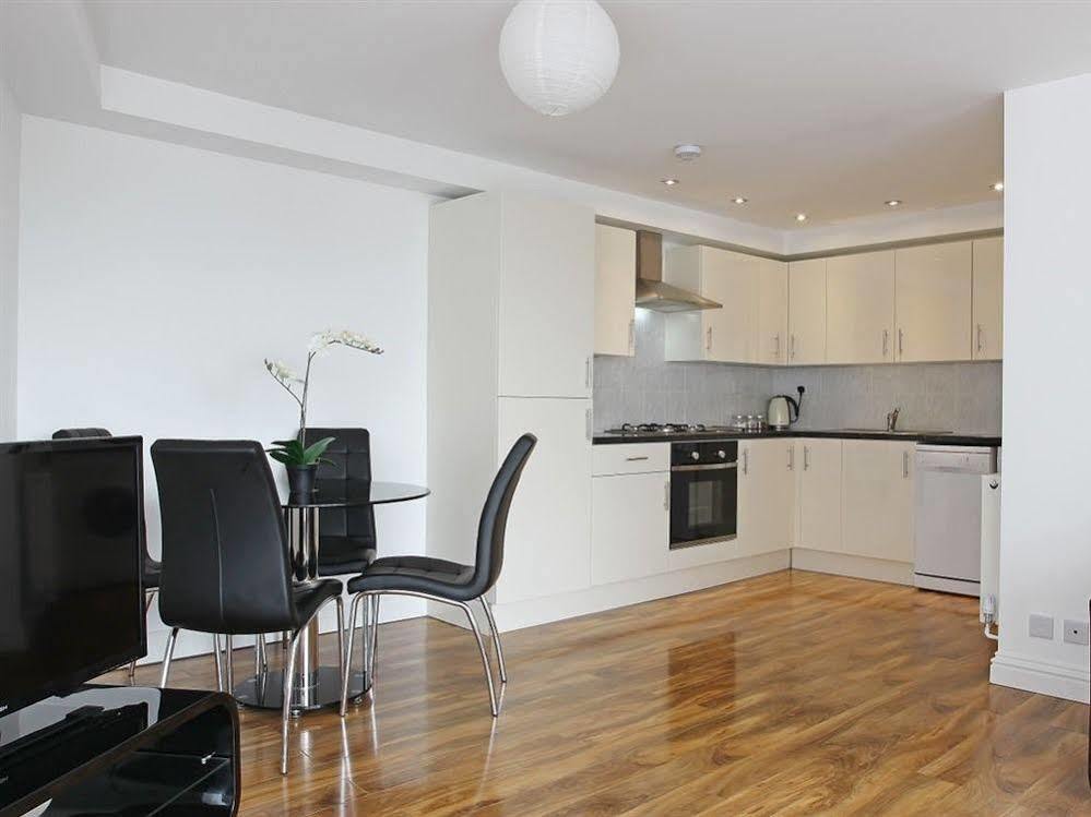Radalco Apartments Hounslow Buitenkant foto
