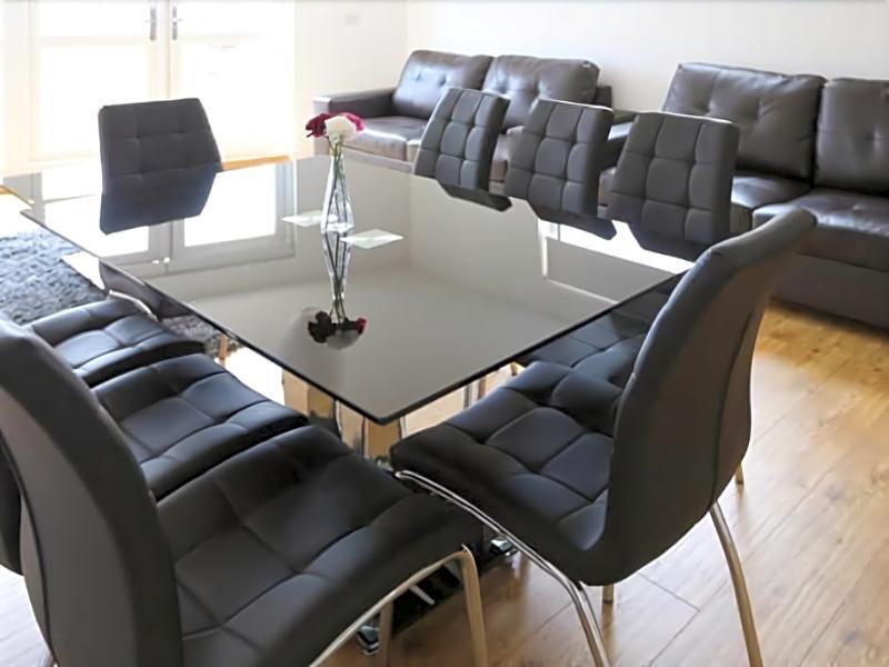 Radalco Apartments Hounslow Buitenkant foto
